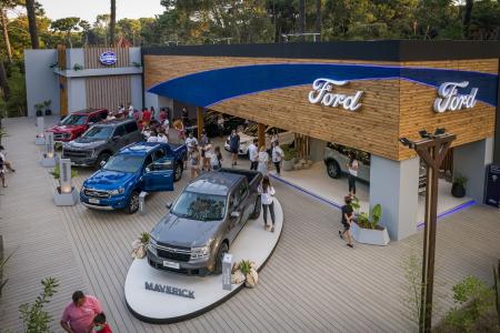 Ford prepara su muestra del verano