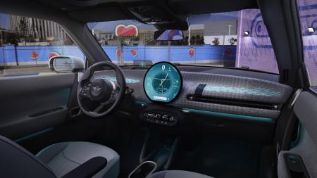 MINI presenta su nueva pantalla OLED redonda