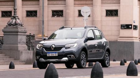 Renault presenta nuevas versiones de Sandero y Stepway