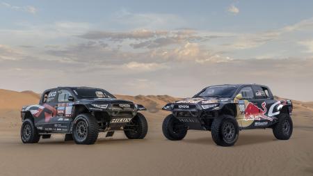 Toyota presentó la nueva Hilux para el Dakar y el W2RC