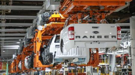 Cae la producción de automotores durante abril