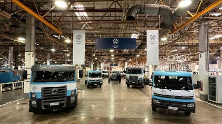 Volkswagen inició la producción de tres camiones en el país