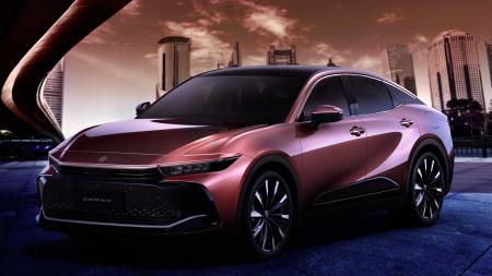 Toyota presentó el Crown en Argentina